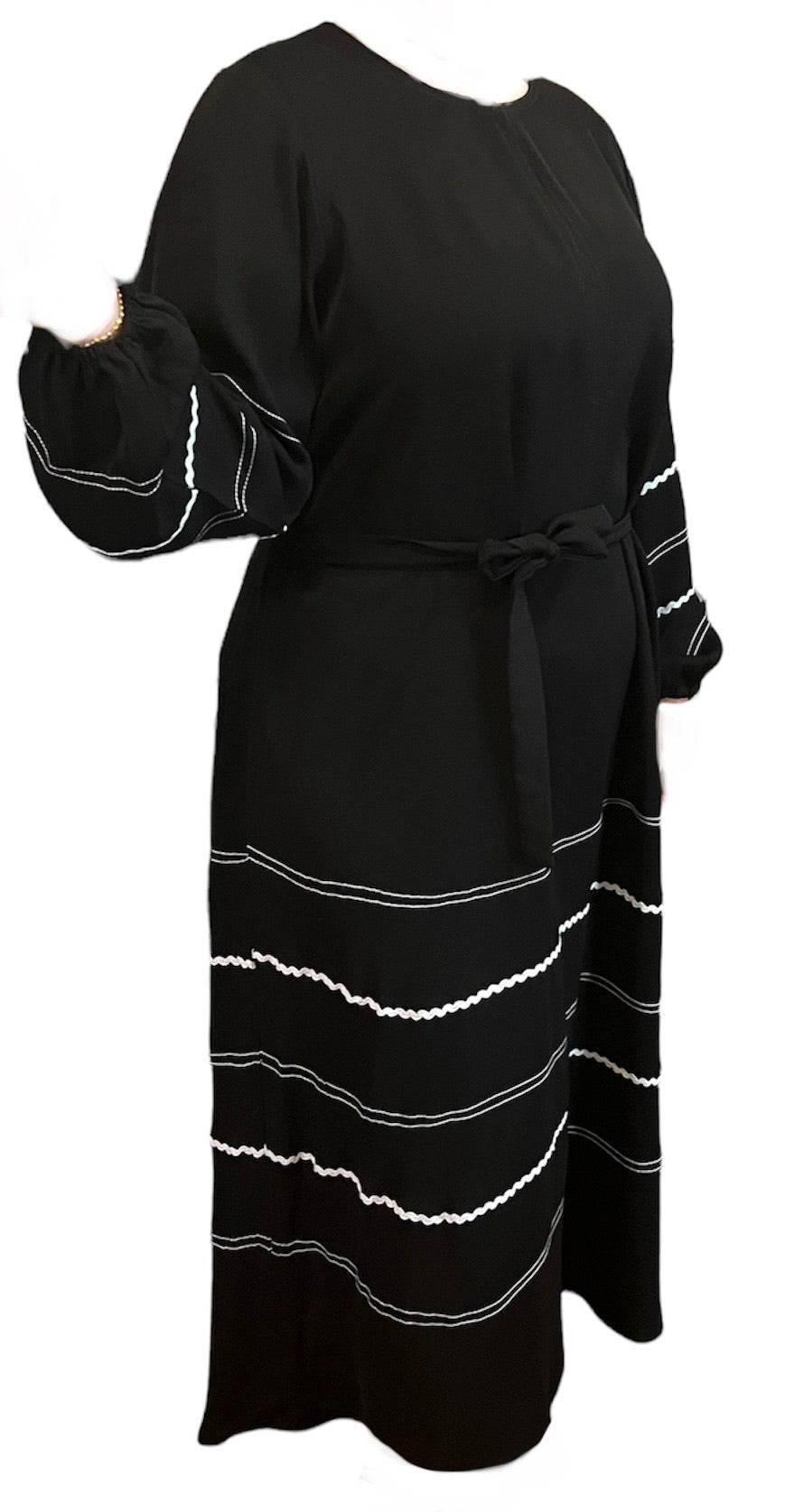 Black Kuwaiti Abayas Variants 17-32 Middle Eastern Boutique