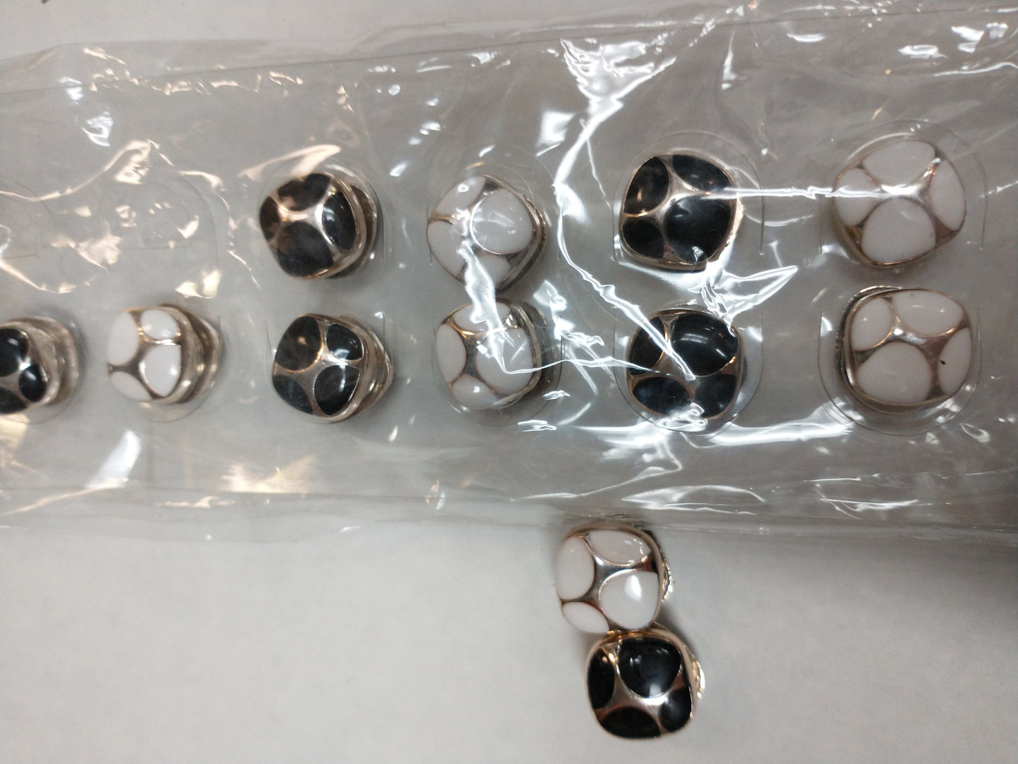 White and Gold Magnetic Pin for Hijab