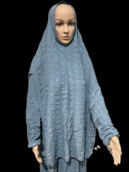 Muslim Women Blue Light Weight Two-Piece Prayer Outfit -  Plain with Wrinkled Patterns - Prayer Dress for Women (Copy)