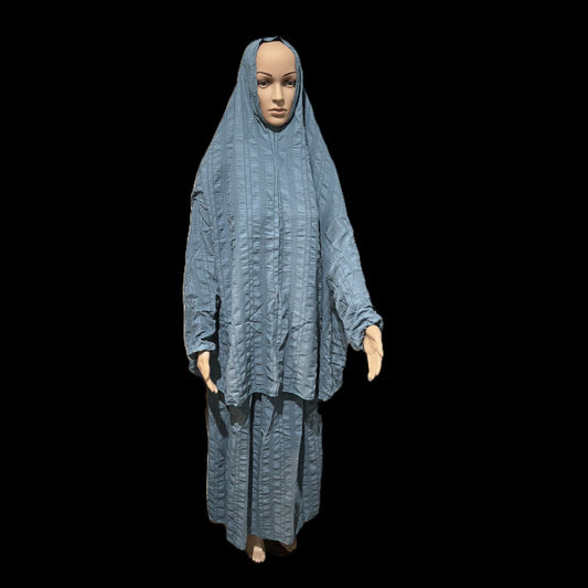 Muslim Women Blue Light Weight Two-Piece Prayer Outfit -  Plain with Wrinkled Patterns - Prayer Dress for Women.