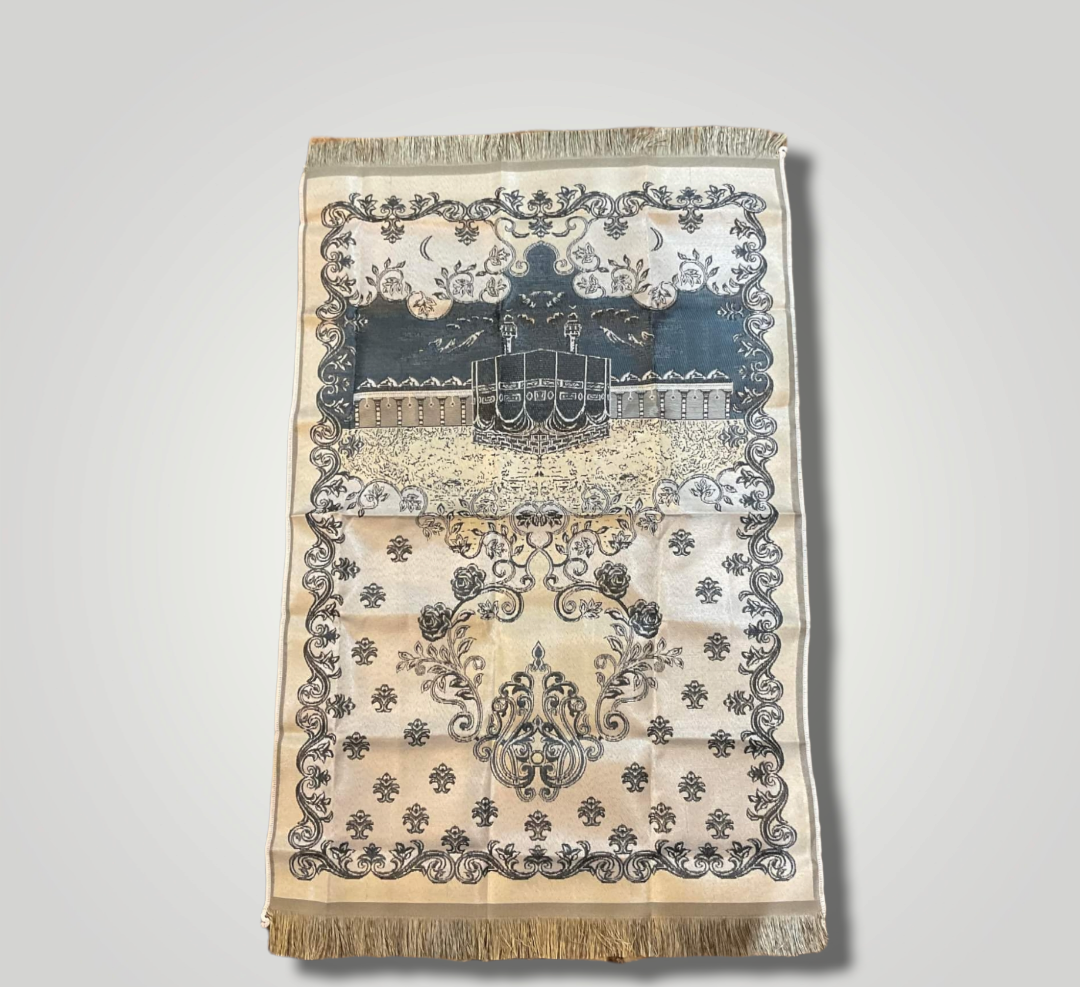 Muslim Prayer Mat or Prayer Rug in a Travel Carry Bag with Mecca Al Kaaba Style. Middle Eastern Boutique