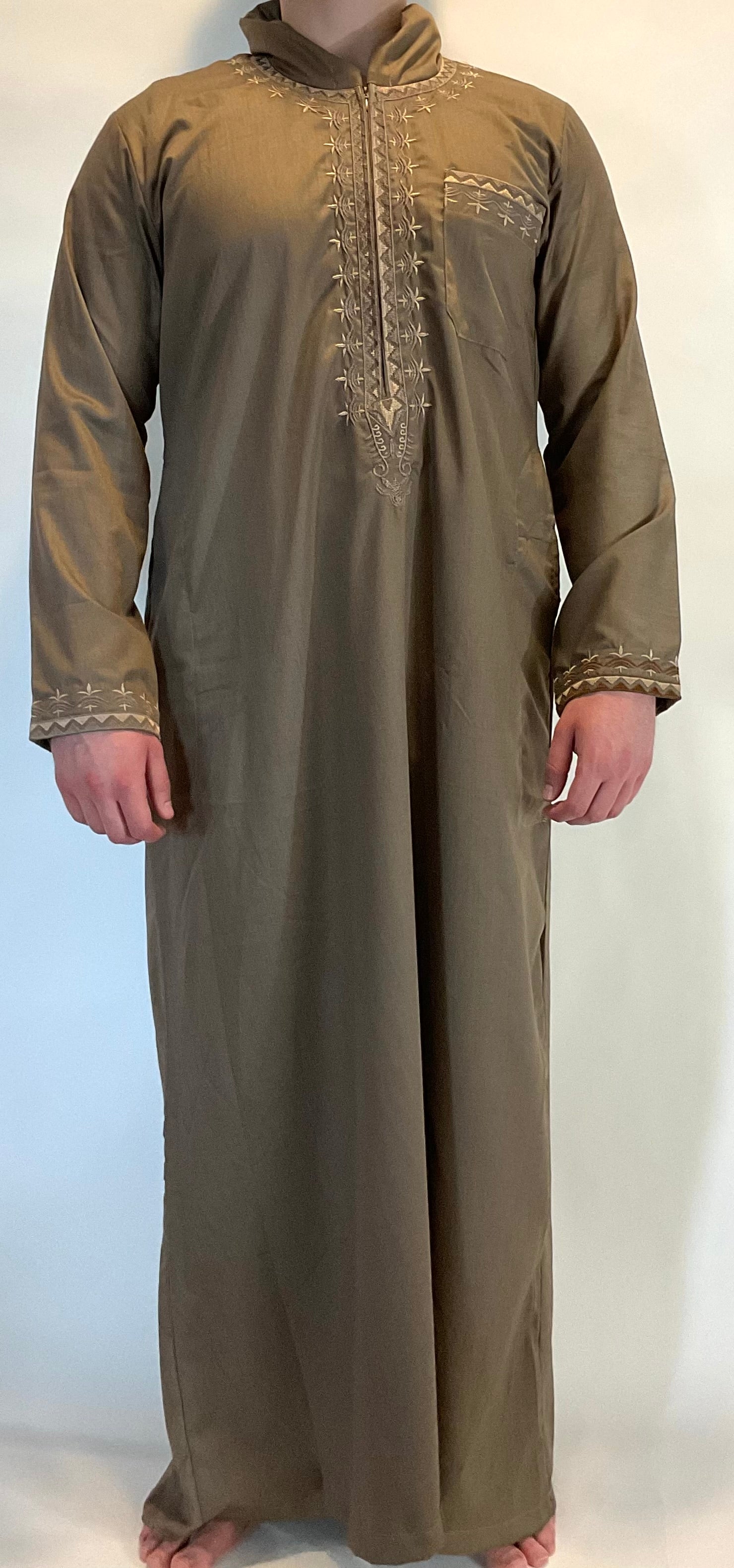 Hooded Brugia Thobe Middle Eastern Boutique