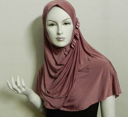 قطعة واحدة من حجاب أميرة كبير مزين بالورد الساتان Middle Eastern Boutique